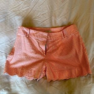 Loft seersucker pink stripe scallop edge shorts